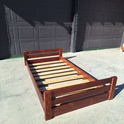 Twin Size Bed 