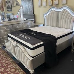 Queen Bed Room Set( Includes Queen Bed Frame, Dresser, Mirror, 1 Night Stand) ON SALE