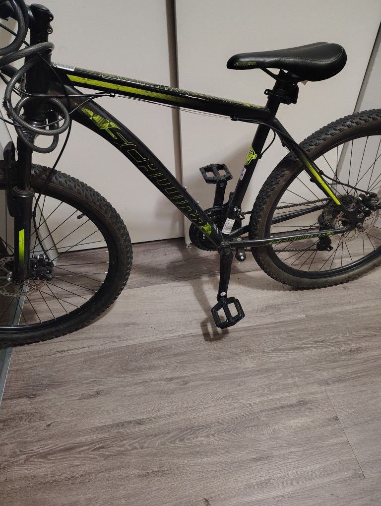 Schwinn Mountain Bike 