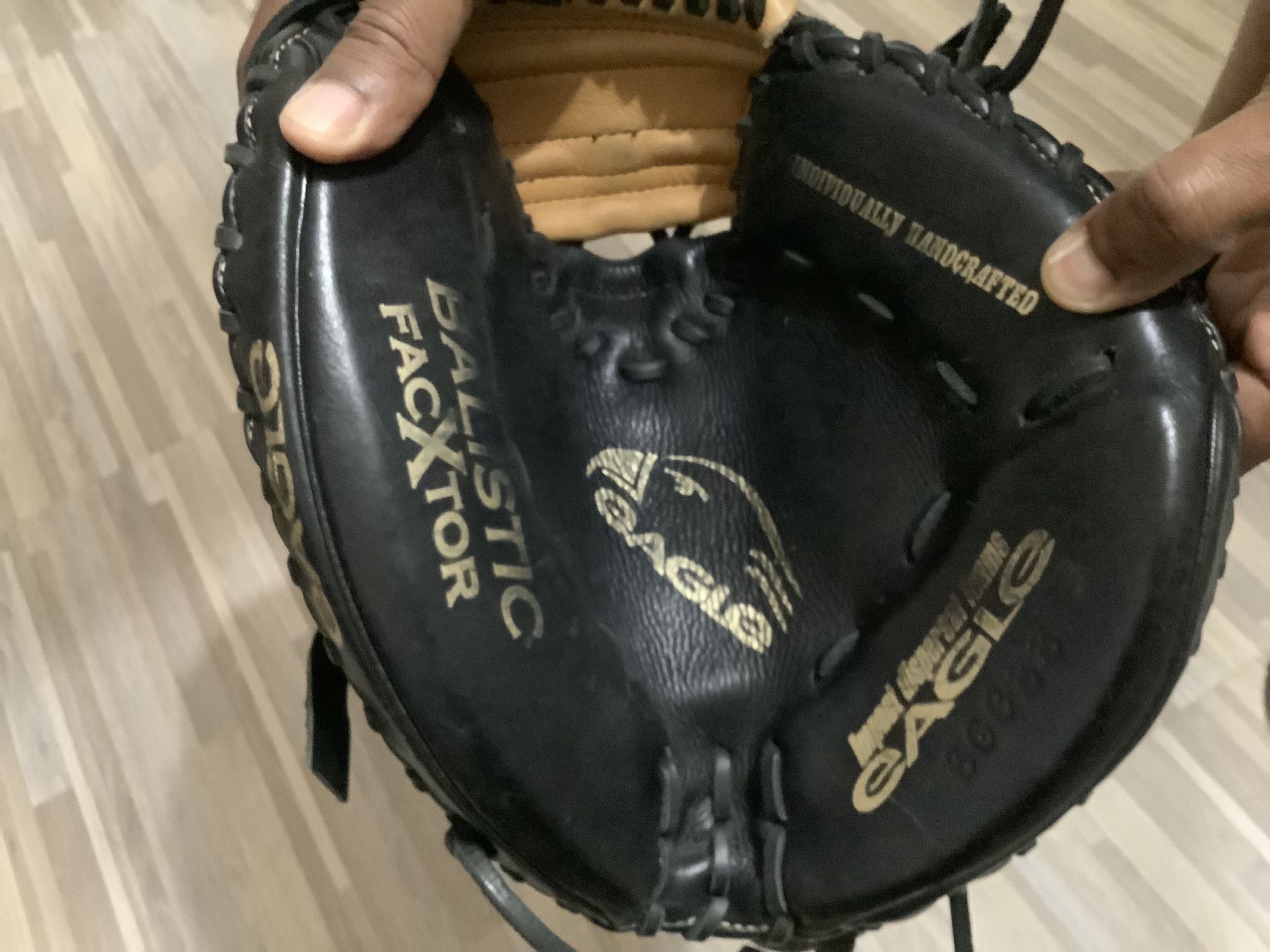 Eagle Outfielders Baseball Glove 11 Inch