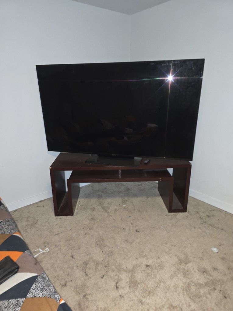 75 inch - Samsung Television With Stand (Missing Power Cord)