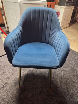 4 Retro blue chairs 80$ obo