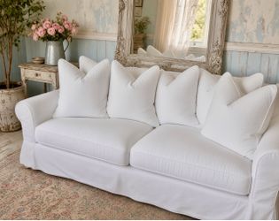 Rachel Ashwell Shabby Chic Sofa