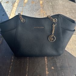 Black Leather Michael kors Purse
