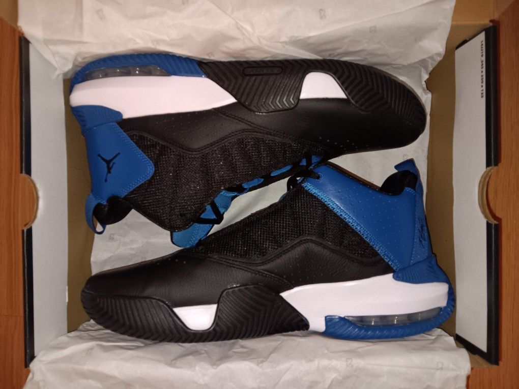 New - Never Even Tried On        Jordan 'Stay Loyal'