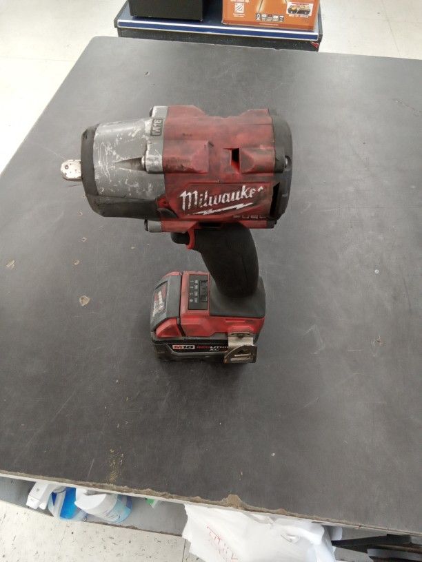 Milwaukee Impact Wrench