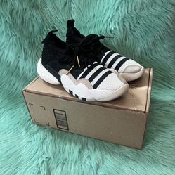 NIB Adidas Trae Young 2 Super Villain - 6Y/ Women’s 7.5