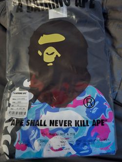 Size XL- A bathing ape