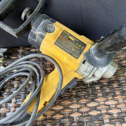 O.B.O.  DEWALT DW130V 1/2” Heavy-Duty Reversing Drill – TESTED & WORKS
