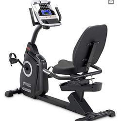 CIRCUIT FITNESS Circuit Fitness Magnetic Recumbent Exercise Bike with 15 Programs, 300-lb