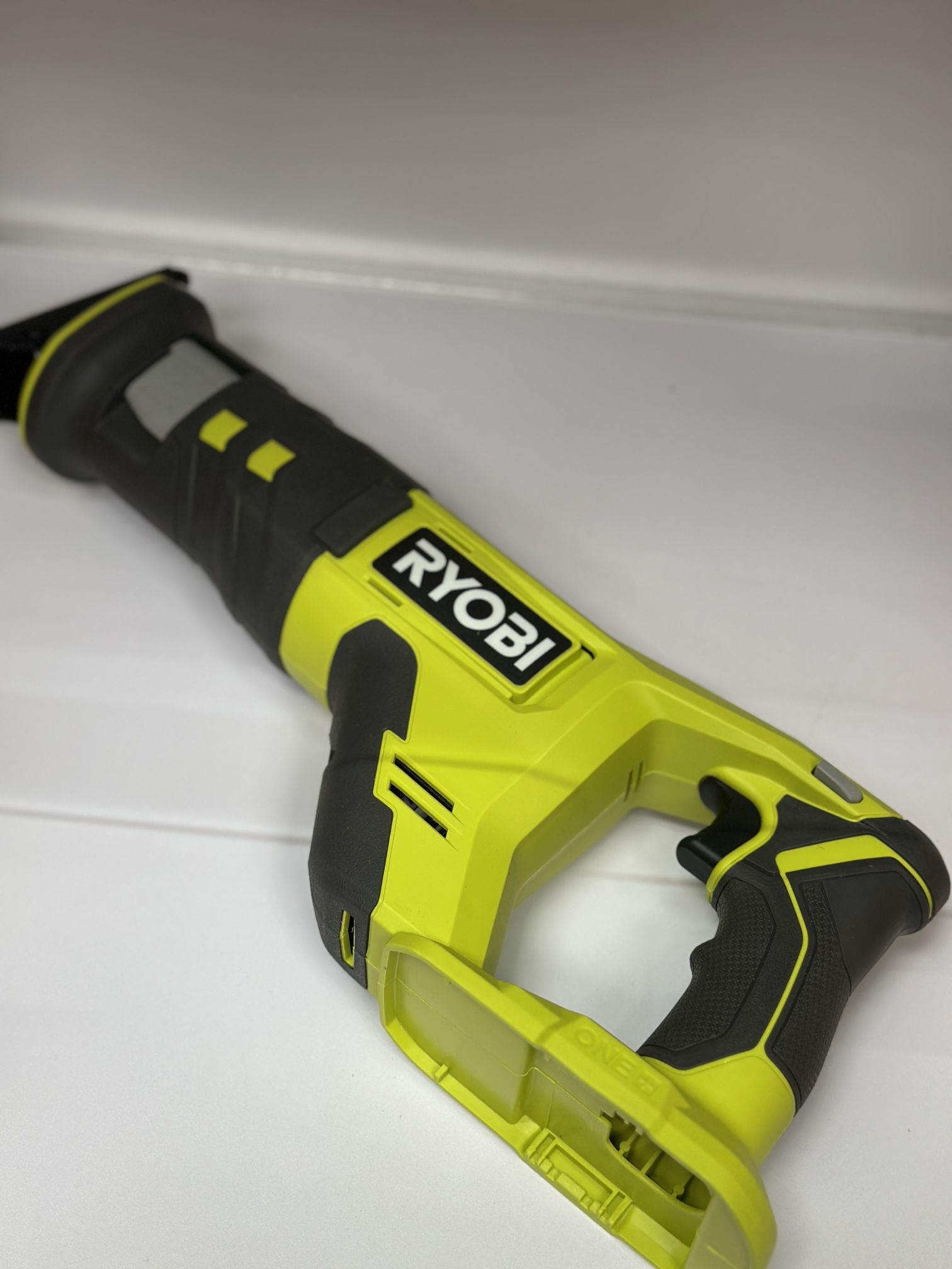 Ryobi 18v Sawzall Tool Only PCL515