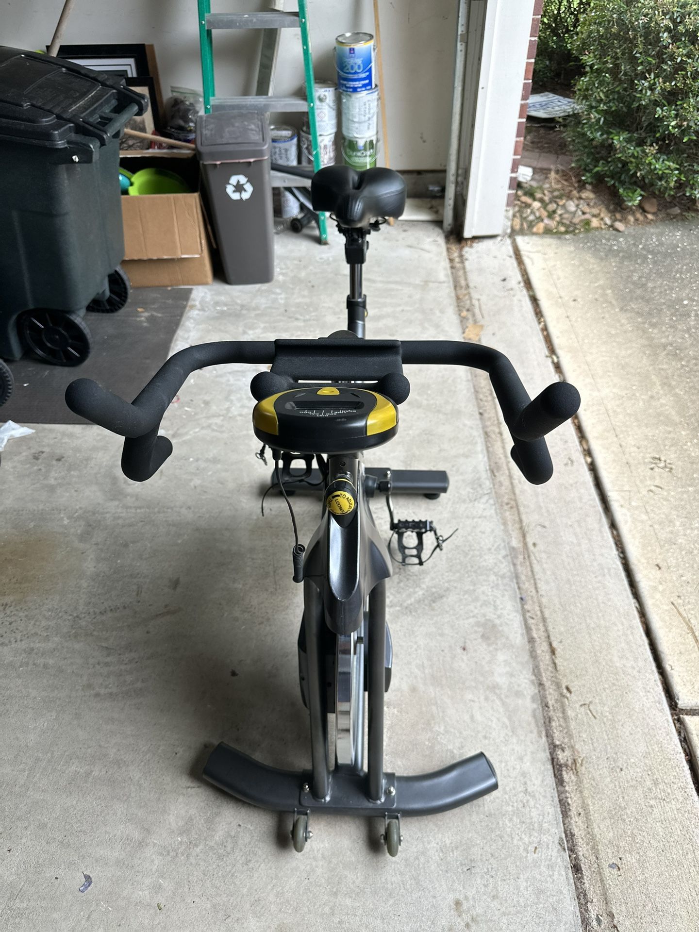 Exercise bike - Cyclace like New