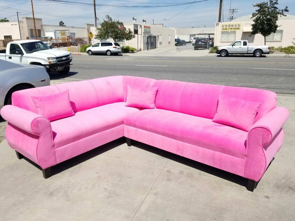 NEW 7X9FT VELVET BUBBLEGUM COLOR FABRIC SECTIONAL COUCHES for Sale in