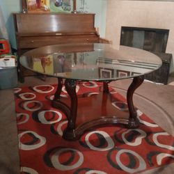 Glass and wood dining table 60x60
