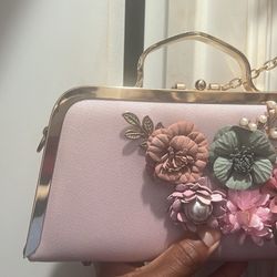 FLOWER BAG  (Dm To Negotiate A Much Lower Price)