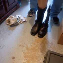 Milwauke Motorcycle Boots>> size11, paid$200 worn twice!