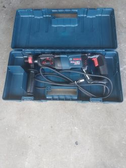 Bosch Hammer Drill - SDS -  120V -  60Hz - 8 . 0A -  0 -  1 .  300  / min  -  0 5 ,  800 / min  ( BPM ) (  Brand New  )
