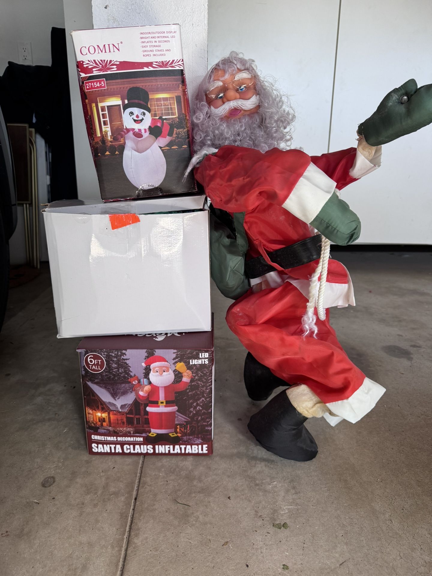 Lot Of Outdoor Christmas Decorations