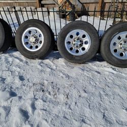 Silverado Factory 17" Steel Wheels 