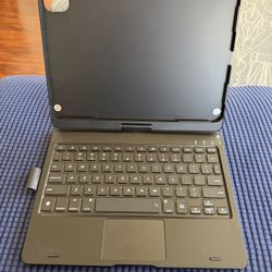 Typecase keyboard iPad 11”