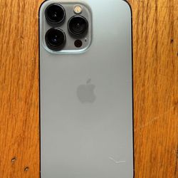 iPhone 13 Pro Sierra Blue