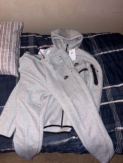 Nike Tech Suit (Gray)