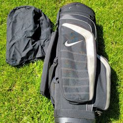 Nike Golf Bag READ PICTURE