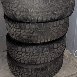 285/65/18” Falken AT3W Wildpeaks