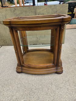 Small wooden curio