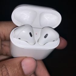 Apple AirPods