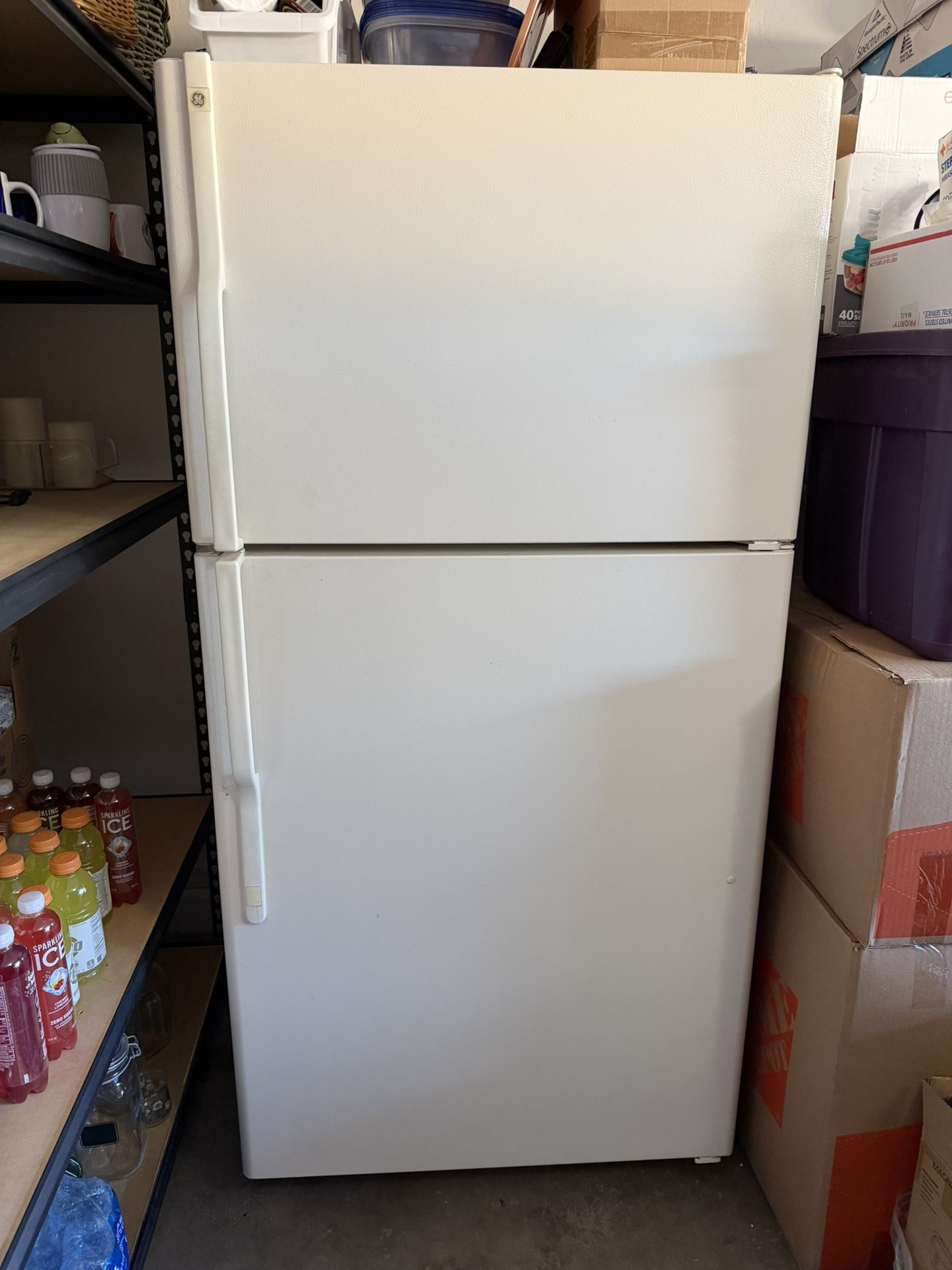 GE Refrigerator/freezer