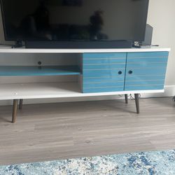 TV Stand Blue & White