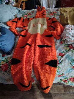 Tigger costume
