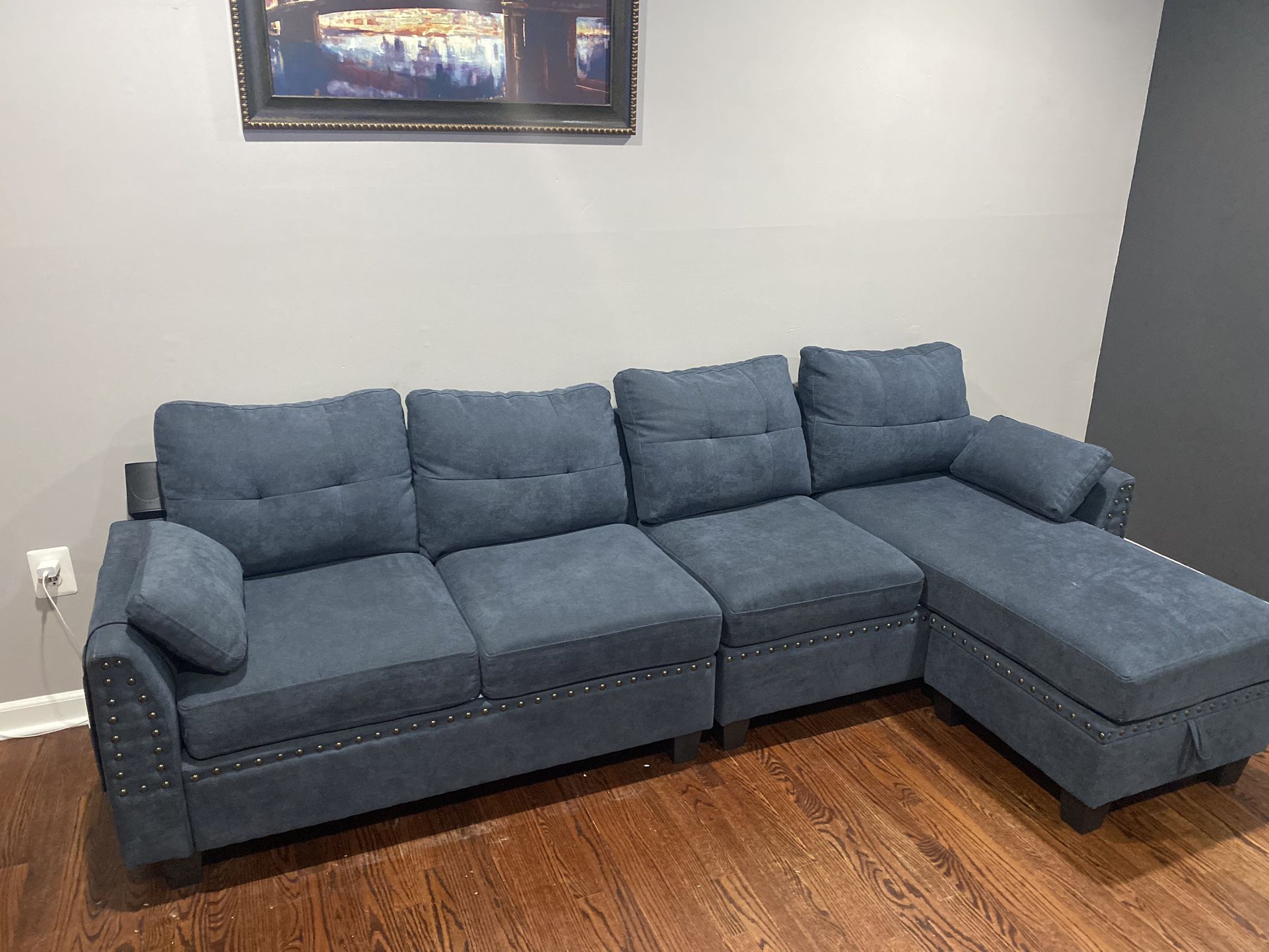 Almost New Sofa With Chase 