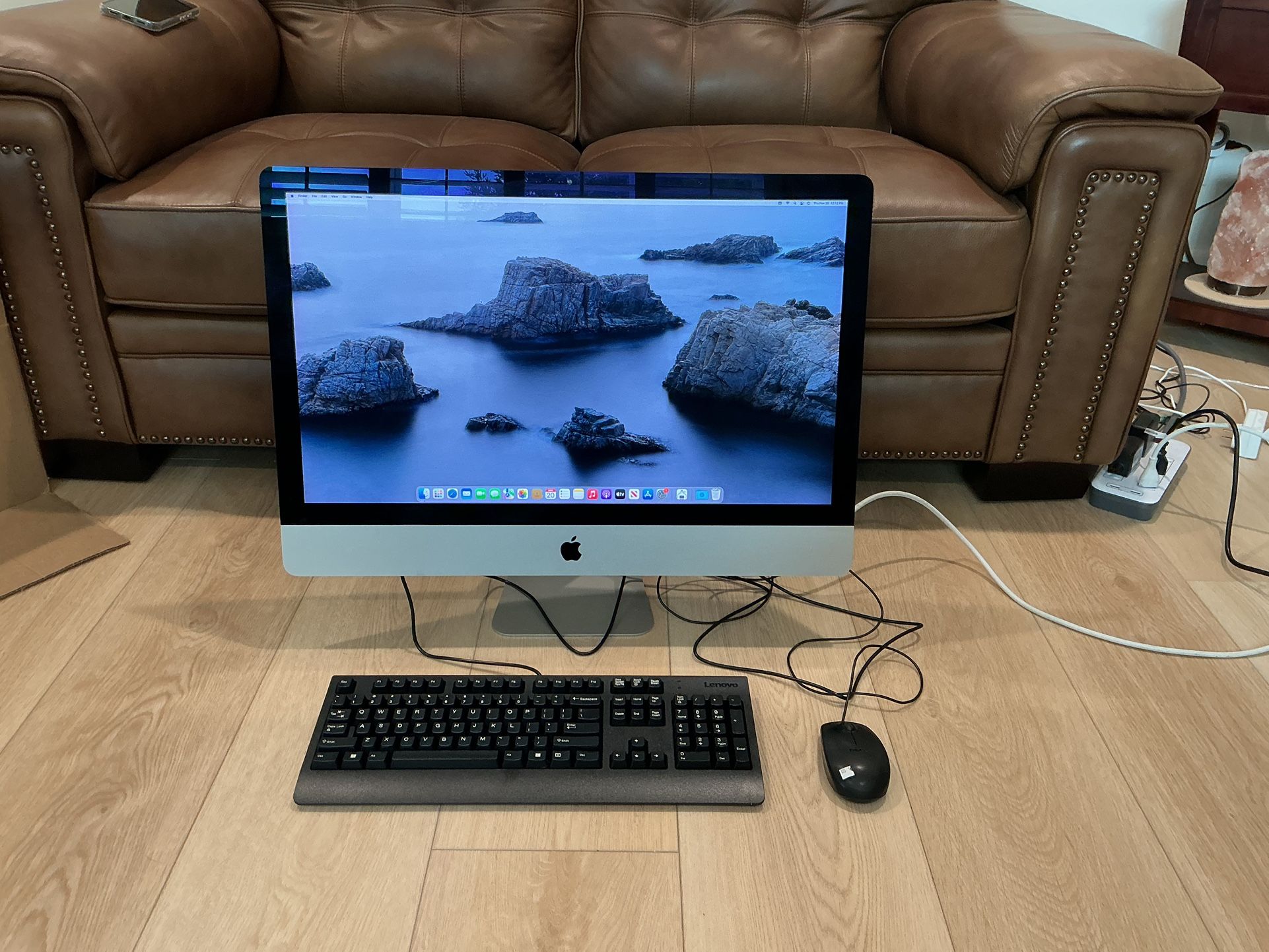 Apple IMac 27 inch 5K Display AMD GPU BLK Friday Special