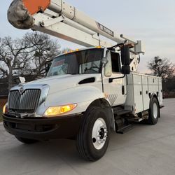 2015 International 4300 Bucket Truck