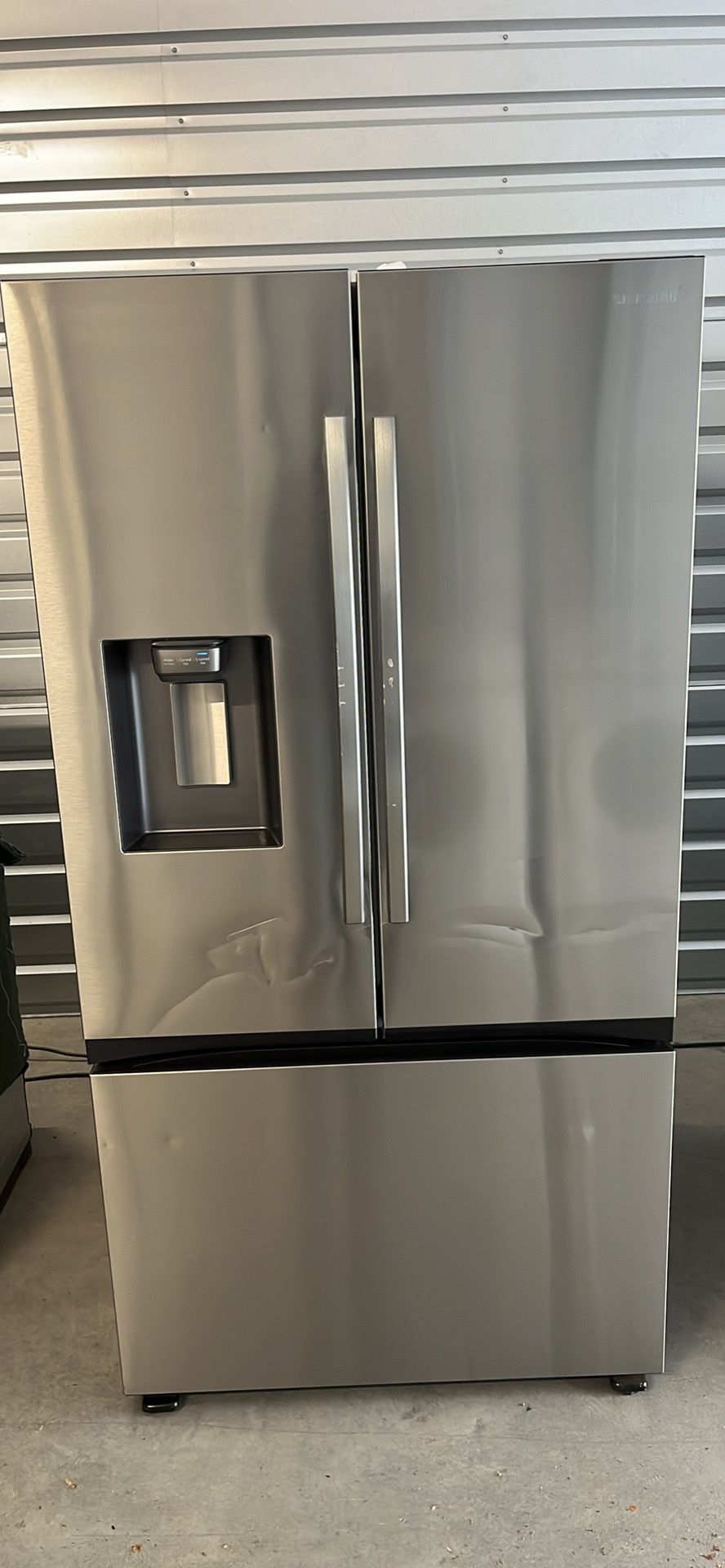 🌟 Premium Refrigerator Alert! Bespoke 3-Door French Door Refrigerator 🌟