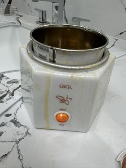 GIGI wax Warmer - Plug In