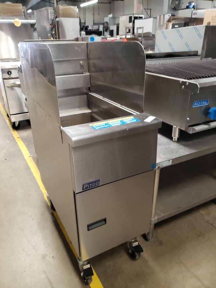 Used Pitco 40 lb Fryer Natural Gas