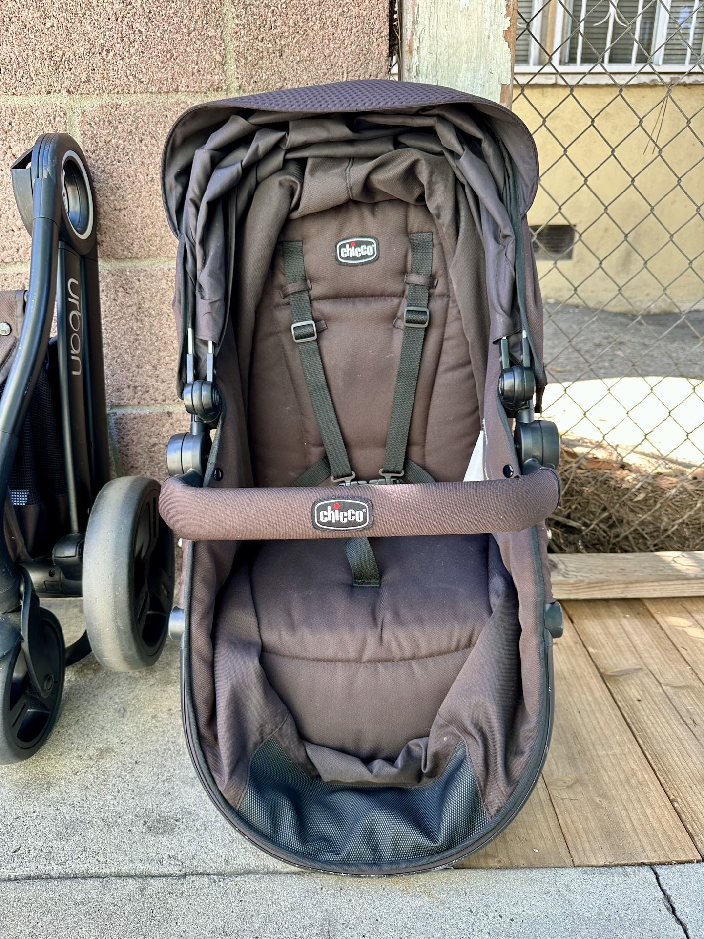 Chicco Urban Stroller ( Aluminum Frame)