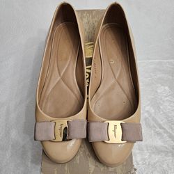 Ferragamo Flats Size 7