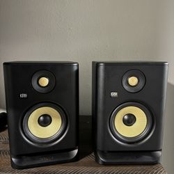 Krk Monitor Speakers 