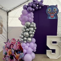 Demon hunters decoration