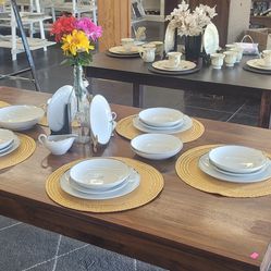 Dinning Room Table 66 X 36 X 30 SOLID WOOD