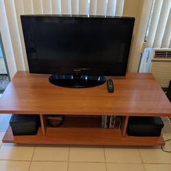 Entertainment Center with Samsung TV