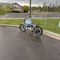 1978 Restored Cafe racer CB550