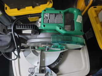 METABO HPT 10" COMPOUND MITER SAW 120V 60HZ 15A 1520W N.5000/MIN SAW USED LAKE NEW