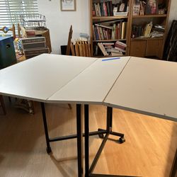 Tri Folding Table 