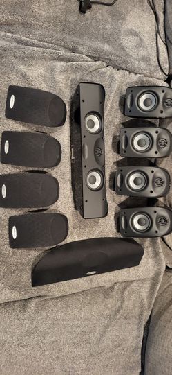 Polk Audio Blackstone TL1 home theater speaker array