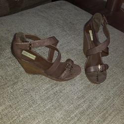 Steve Madden leather wedges